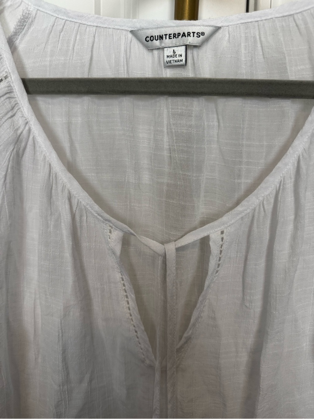 ✨ Boho Chic Counterparts White Peasant Blouse ✨ - Picture 4 of 6